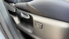 Toyota C-HR 1.8 Hybrid Dynamic 5dr CVT Hybrid Hatchback